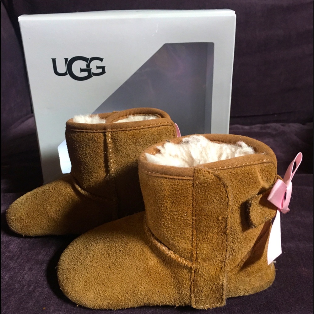 Ugg toddler boots